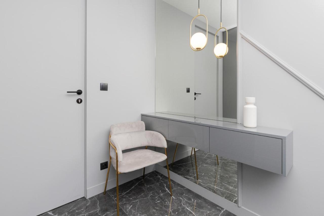 Luxurious Apartment With Two Bedrooms And Parking In Gdynia By Noclegi Renters Eksteriør billede